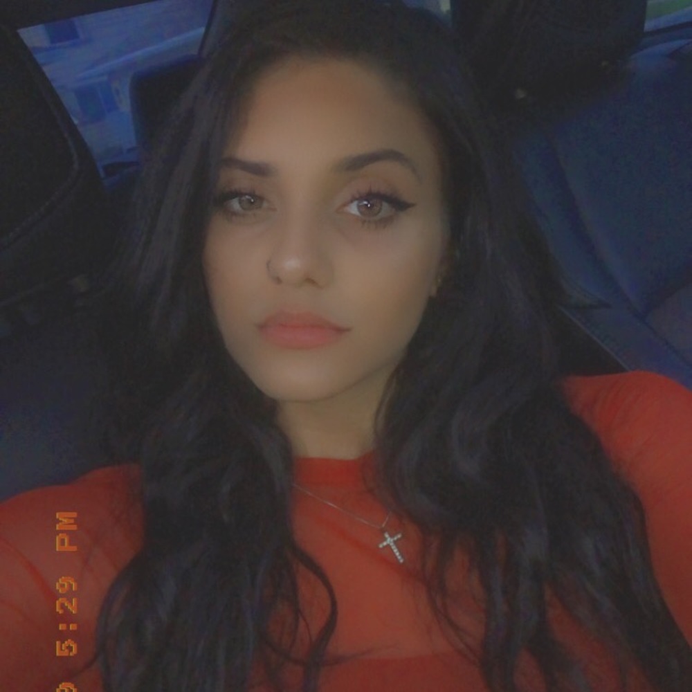 Meet your Posher, Sofia